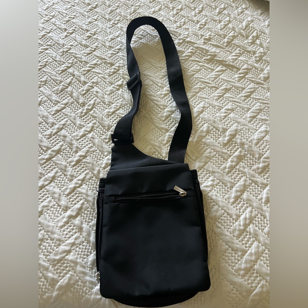 Travelon Black Crossbody Bag